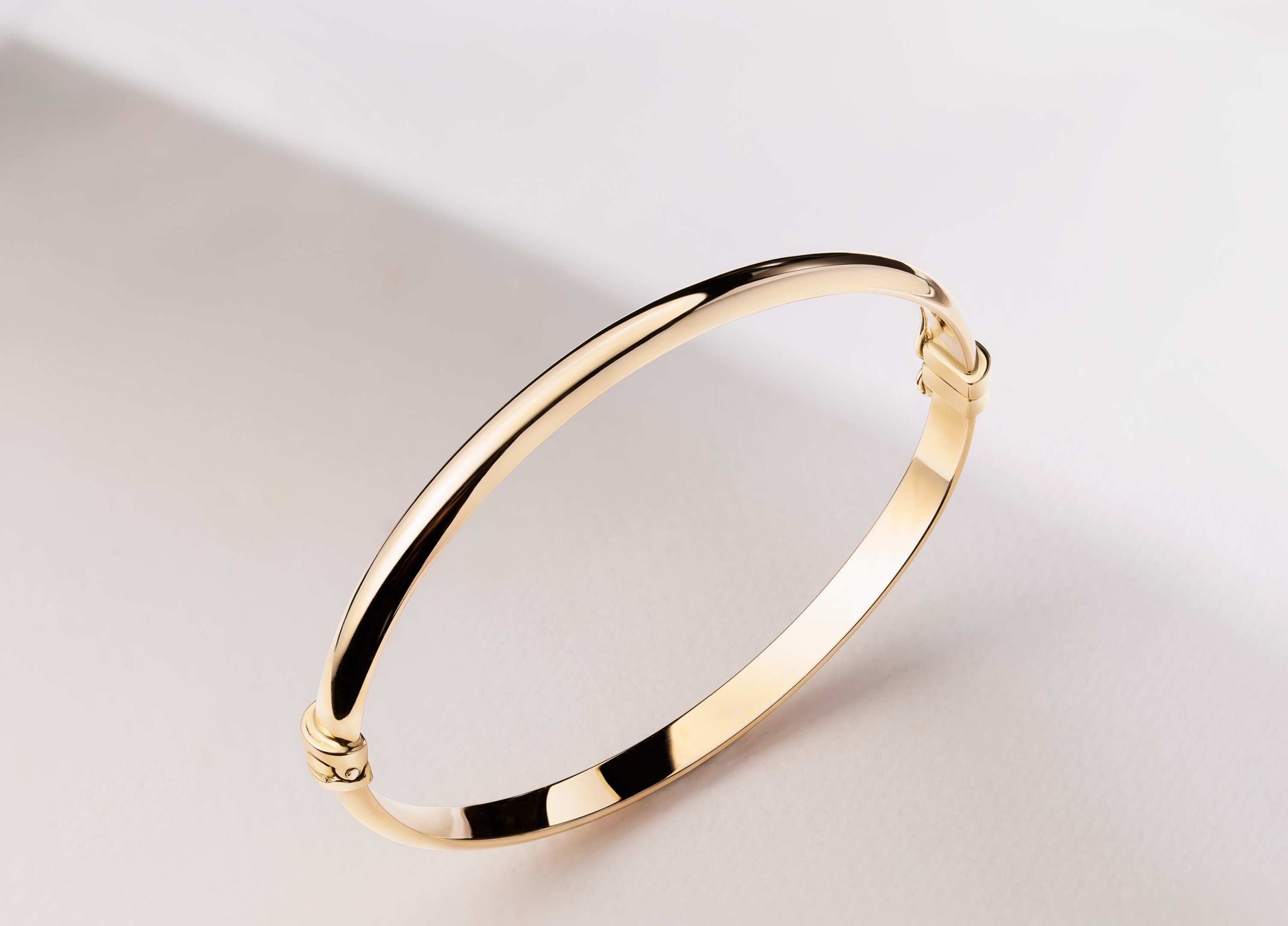 como-saber-anillo-es-oro